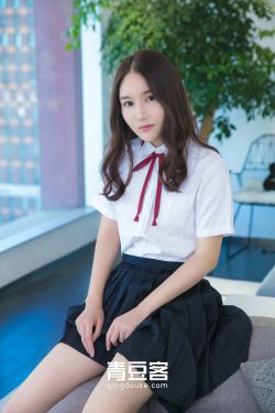 26岁女高中生